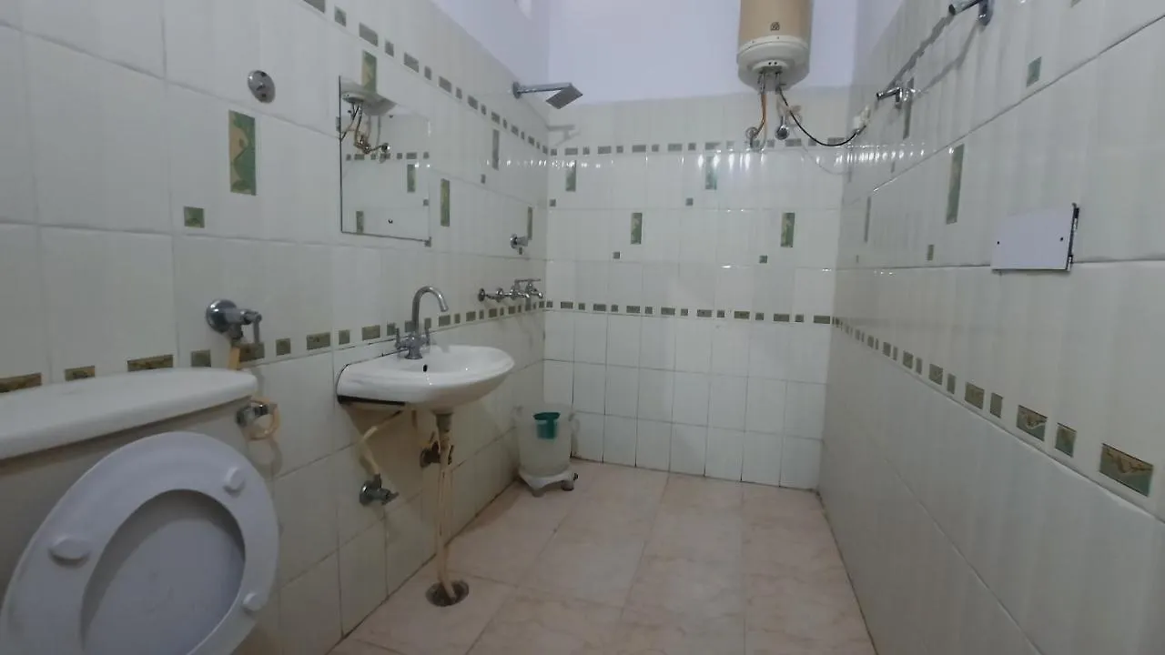 Hotel Holiday Inn Paradise Chandigarh