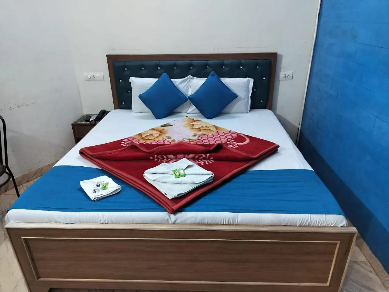 Hotel Holiday Inn Paradise Chandigarh