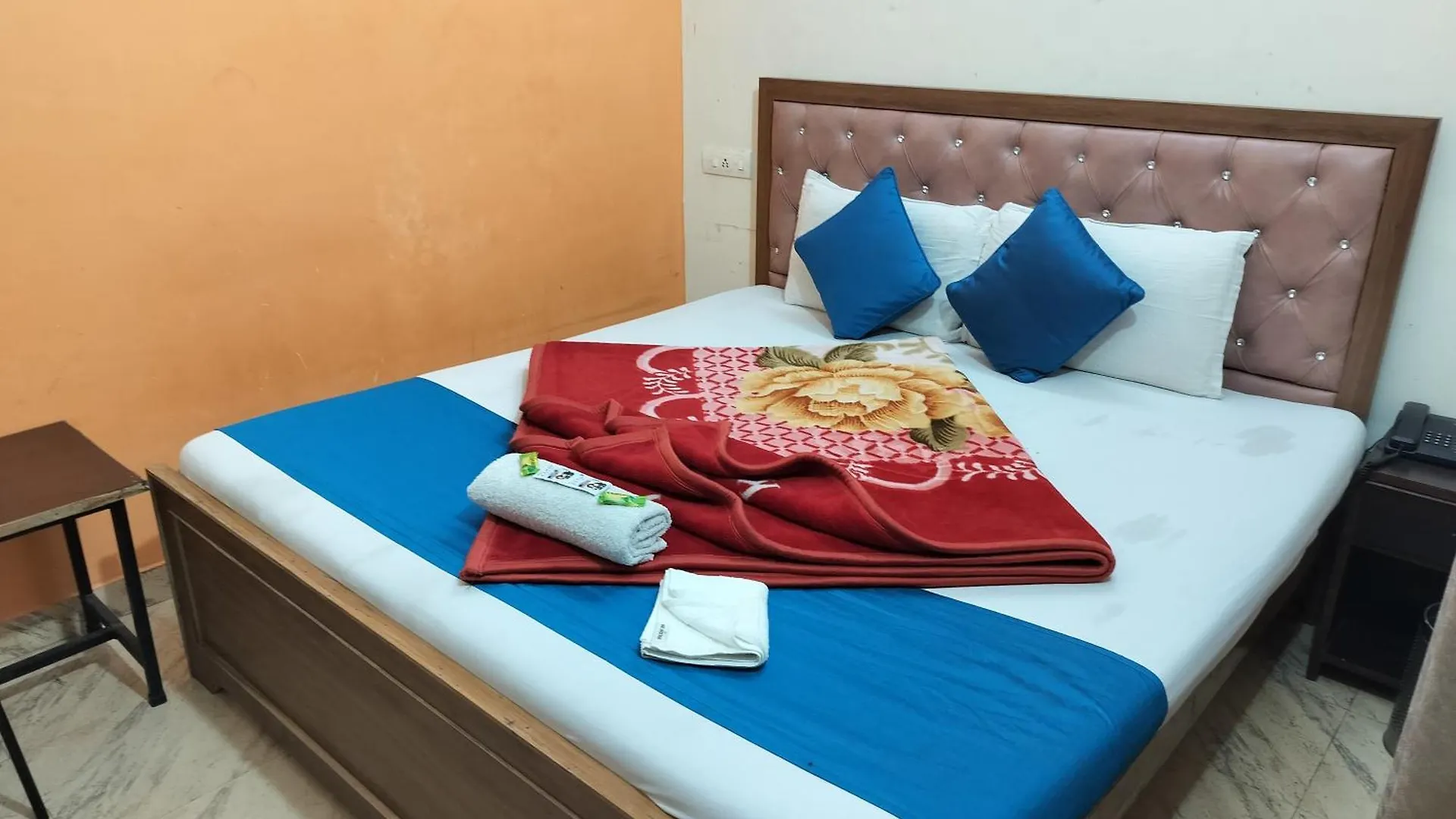 Hotel Holiday Inn Paradise Chandigarh