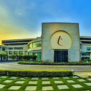 5* Отель The Lalit